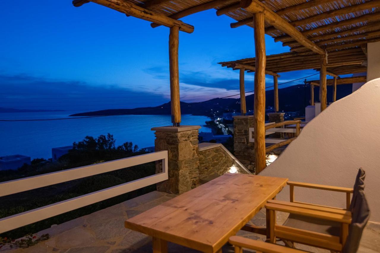 Big Blue Suites & Apartments Kionia Esterno foto