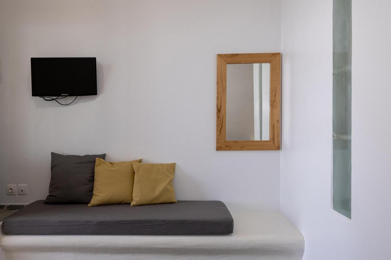 Big Blue Suites & Apartments Kionia Esterno foto