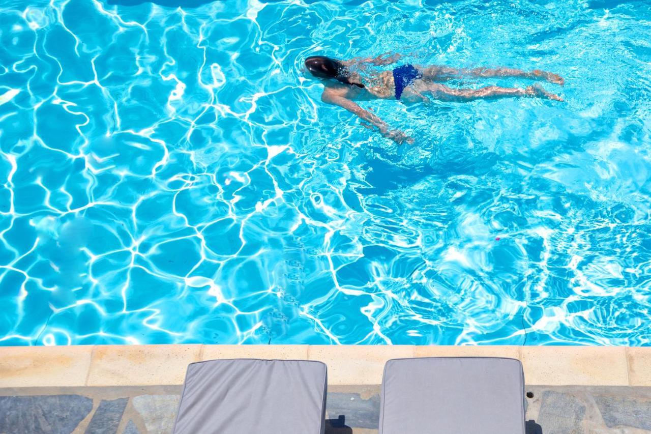 Big Blue Suites & Apartments Kionia Esterno foto